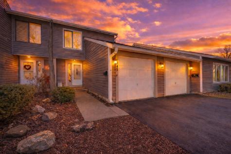 545 Alton Court Carol Stream IL 60188