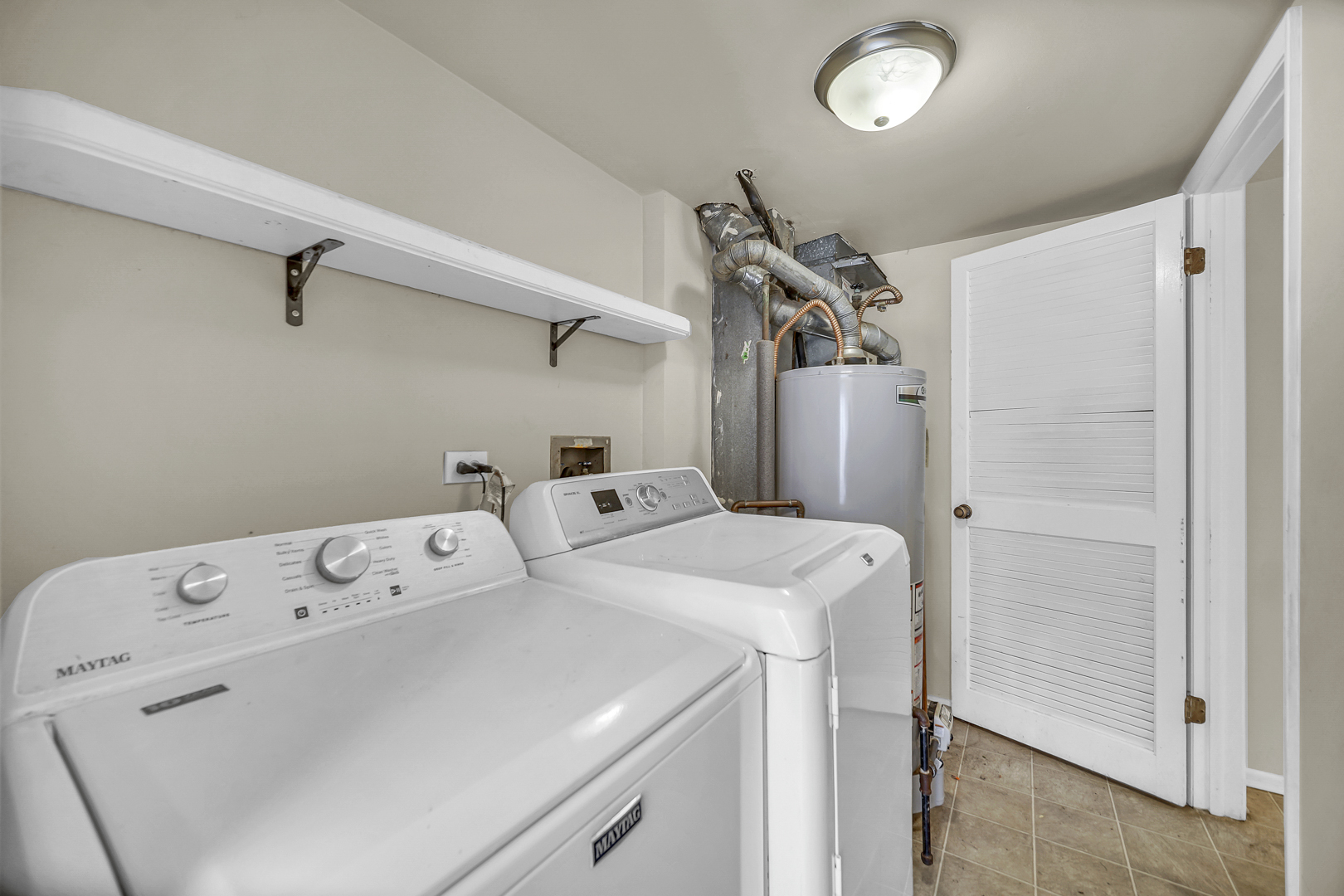 545 Alton Court Carol Stream IL 60188