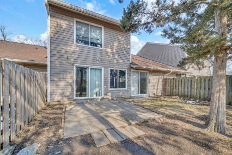 545 Alton Court Carol Stream IL 60188