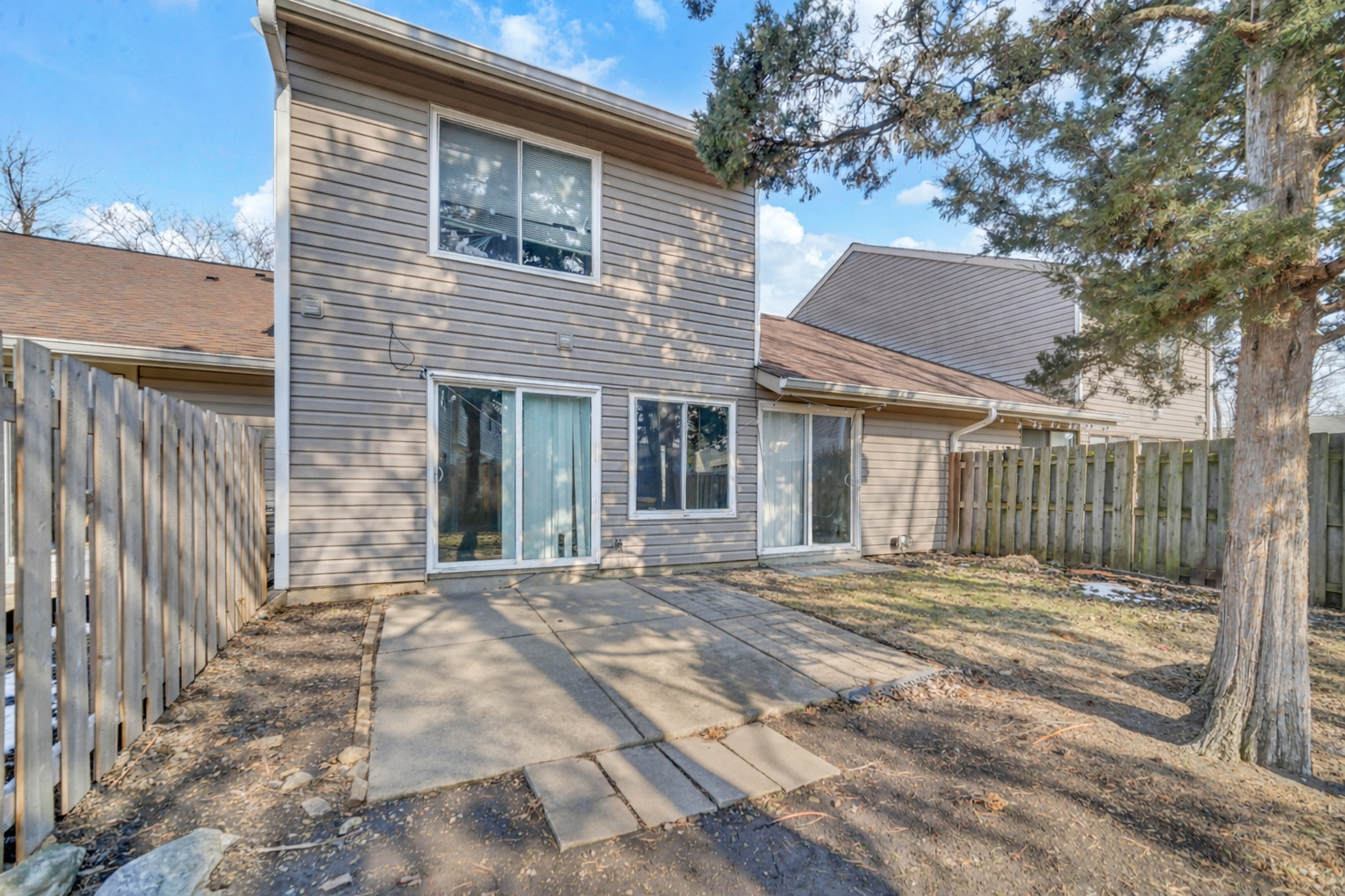 545 Alton Court Carol Stream IL 60188