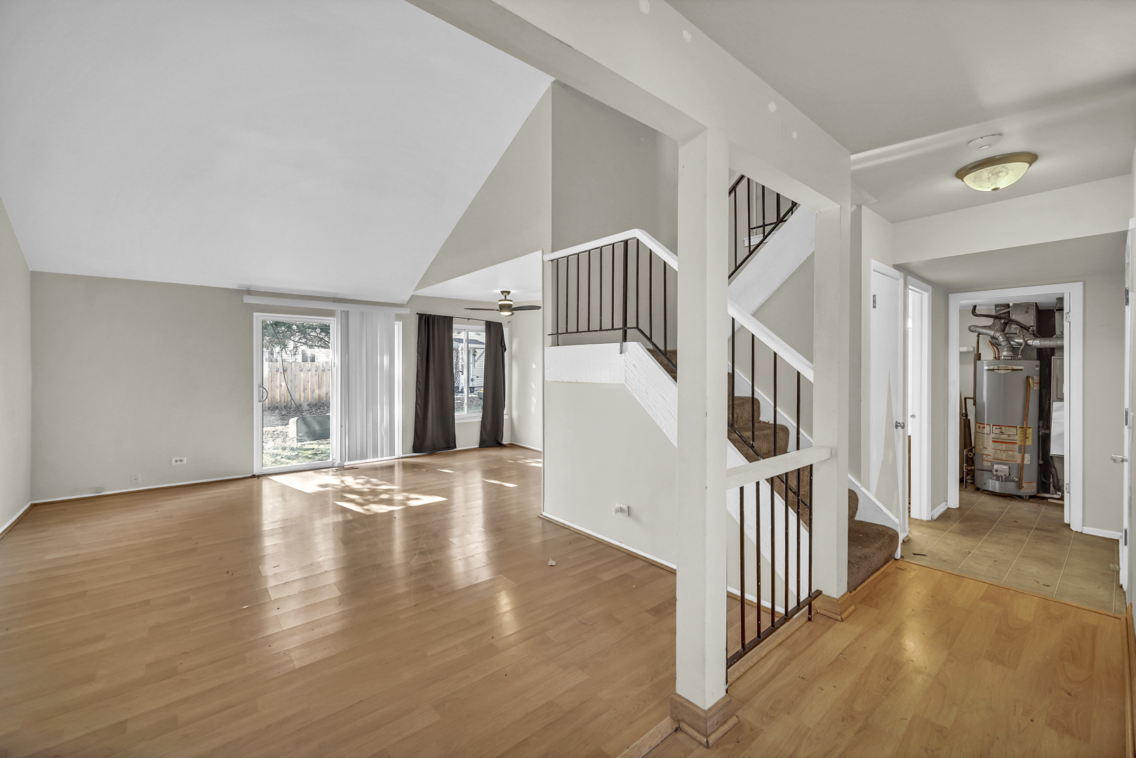 545 Alton Court Carol Stream IL 60188