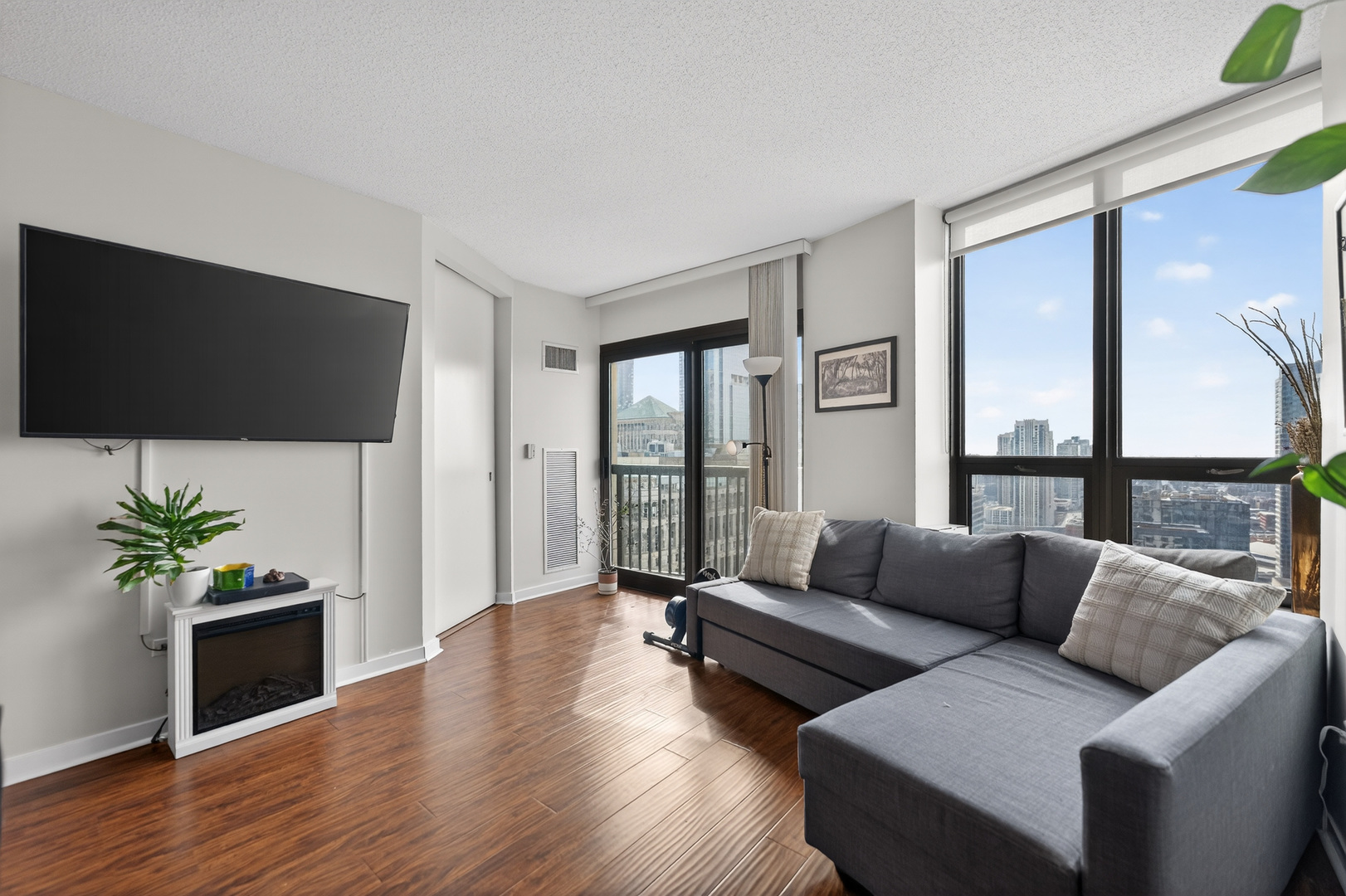 400 North La Salle Street Chicago IL 60654