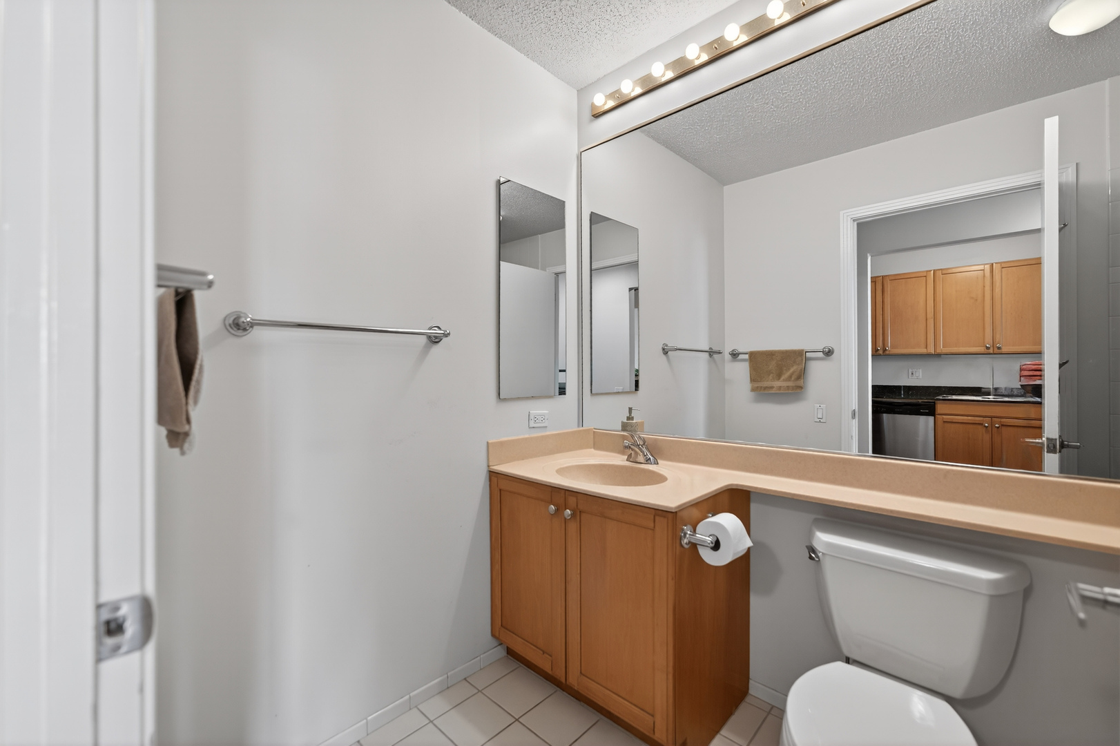 400 North La Salle Street Chicago IL 60654