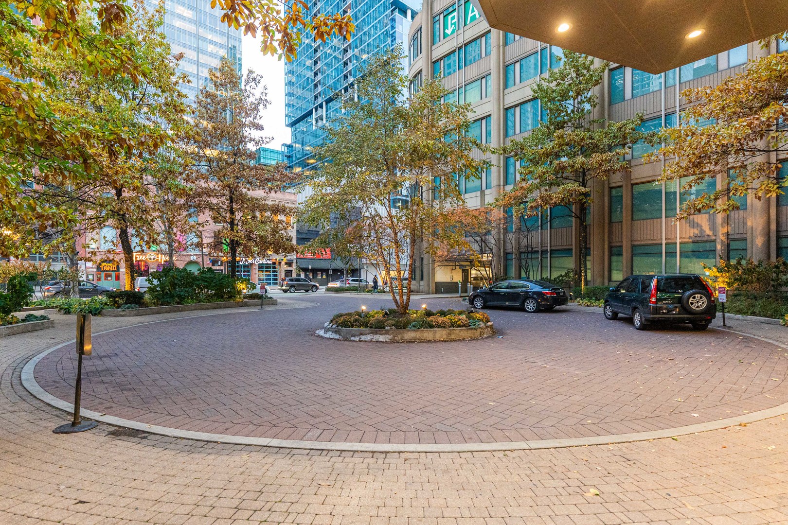 400 North La Salle Street Chicago IL 60654