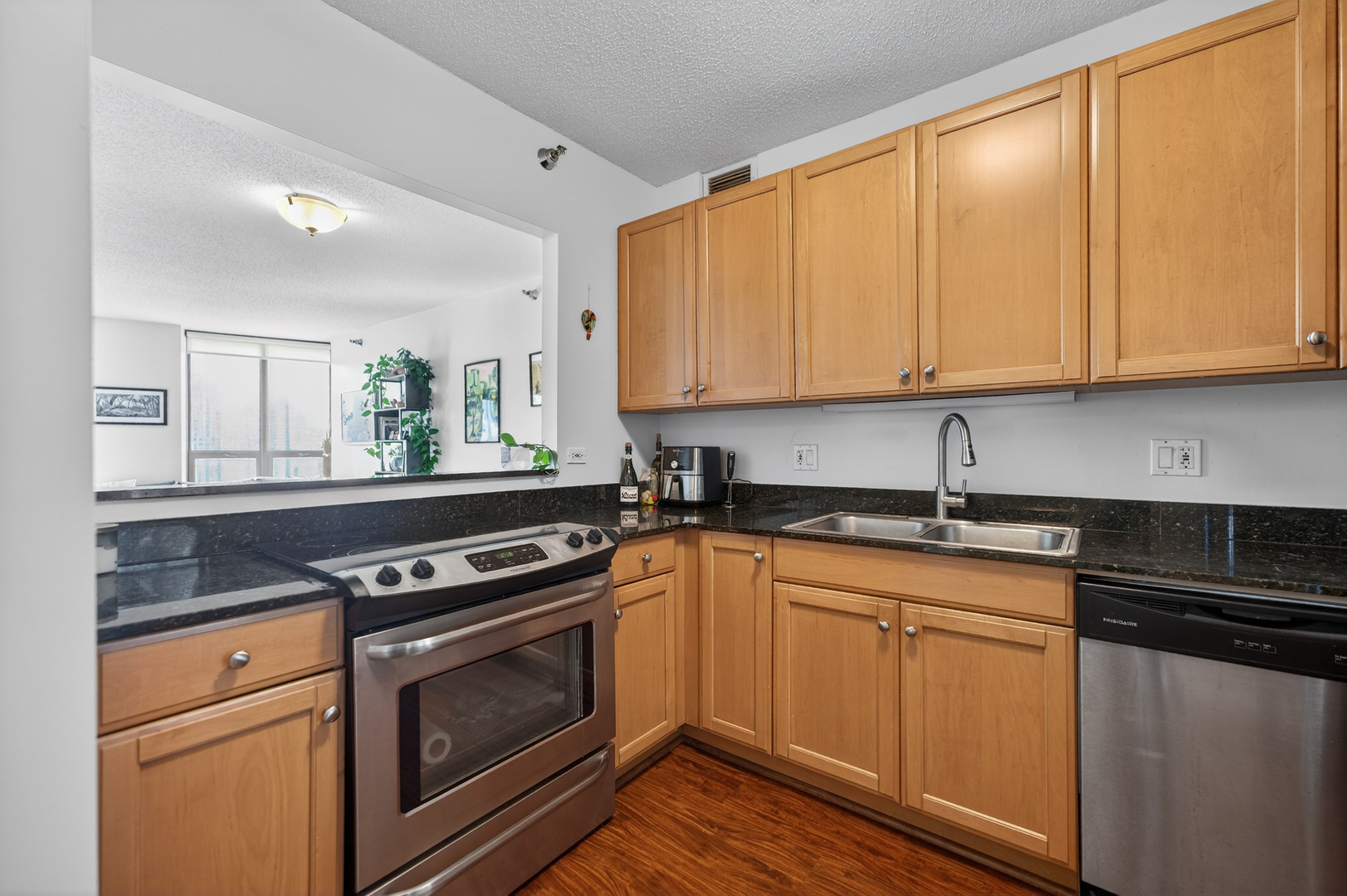400 North La Salle Street Chicago IL 60654