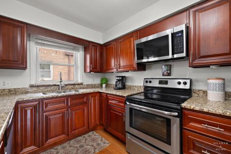 4208 North Keystone Avenue Chicago IL 60641