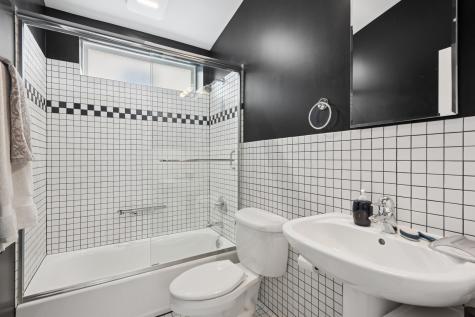 1428 North Mohawk Street Chicago IL 60610