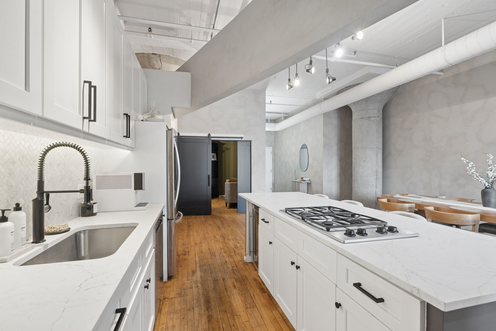 728 West Jackson Boulevard Chicago IL 60661