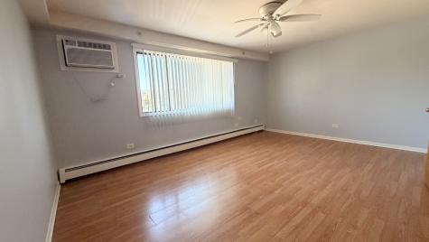 6348 Washington Street Chicago Ridge IL 60415