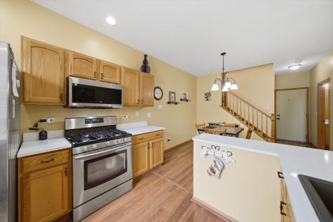 1513 Azalea Circle Romeoville IL 60446