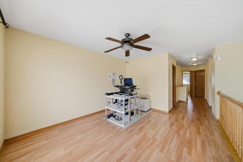 1513 Azalea Circle Romeoville IL 60446