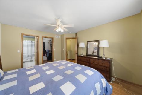 1513 Azalea Circle Romeoville IL 60446