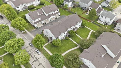 1513 Azalea Circle Romeoville IL 60446