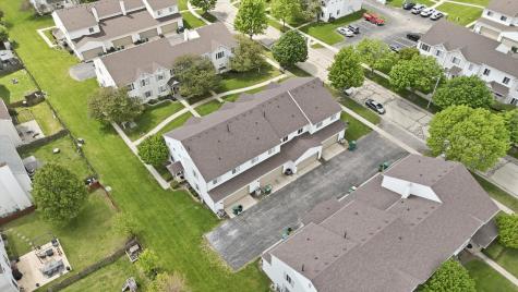 1513 Azalea Circle Romeoville IL 60446
