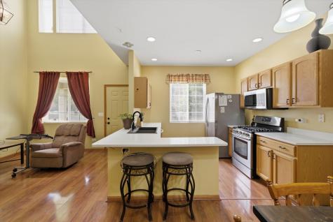 1513 Azalea Circle Romeoville IL 60446