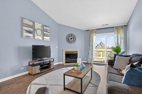 563 Willow Way Lindenhurst IL 60046