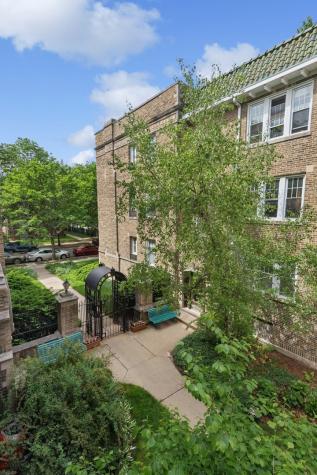 717 Reba Place Evanston IL 60202