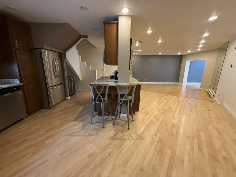 414 South Dee Road Park Ridge IL 60068