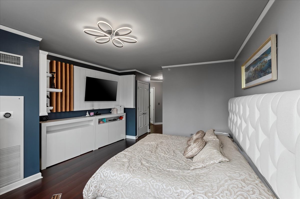 420 East Waterside Drive Chicago IL 60601