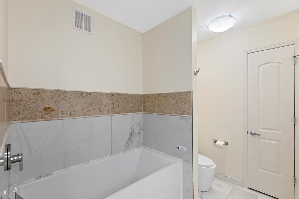 420 East Waterside Drive Chicago IL 60601