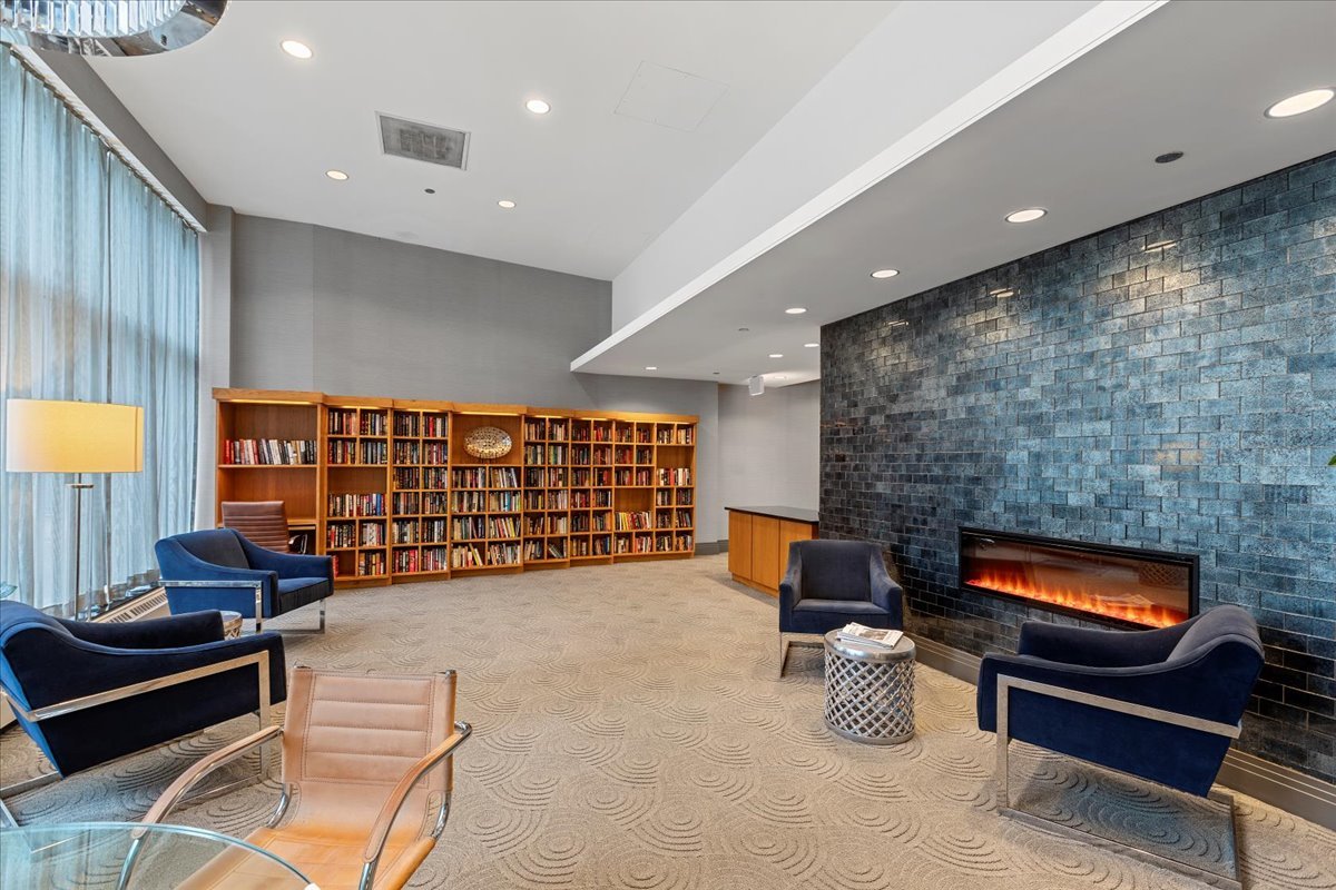 420 East Waterside Drive Chicago IL 60601
