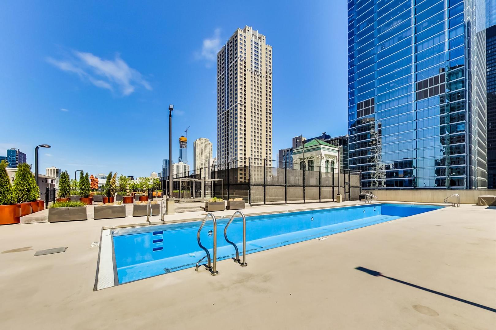 345 North La Salle Drive Chicago IL 60654