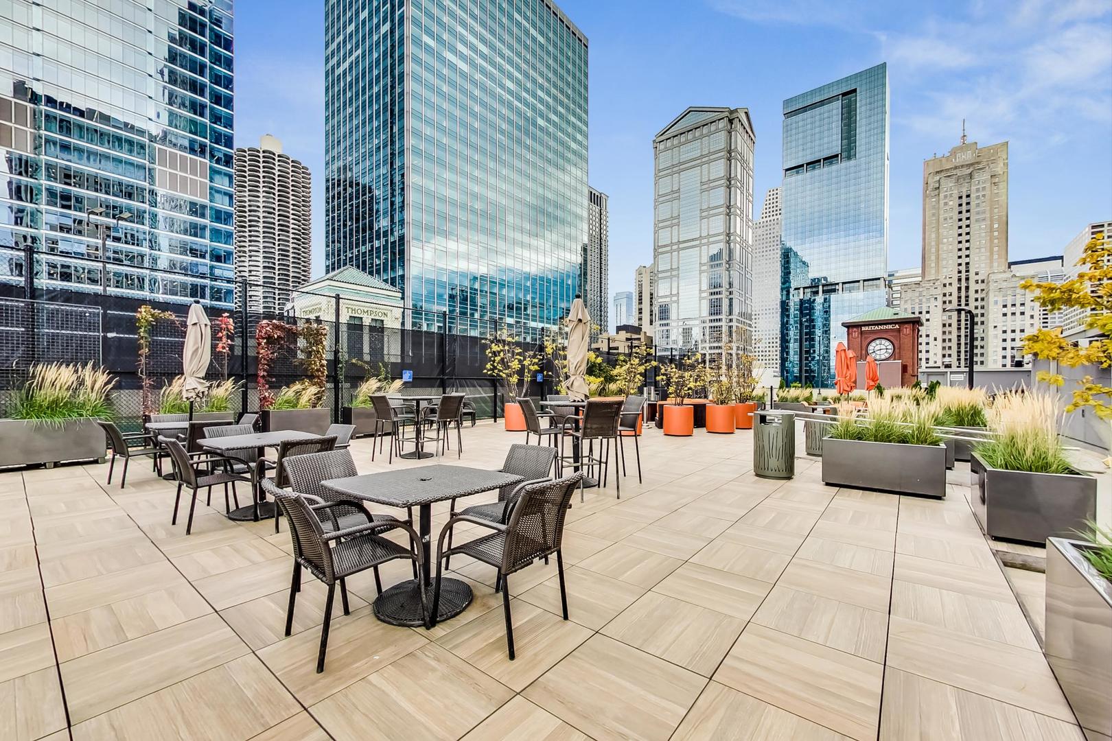 345 North La Salle Drive Chicago IL 60654