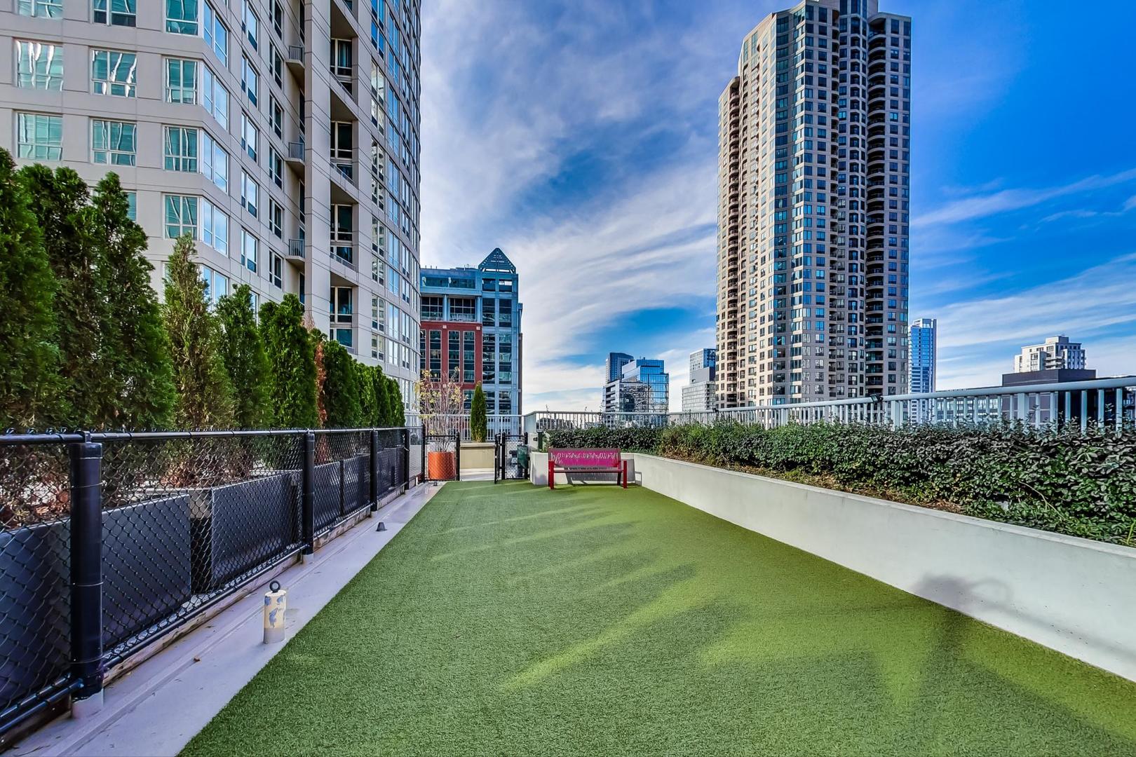 345 North La Salle Drive Chicago IL 60654