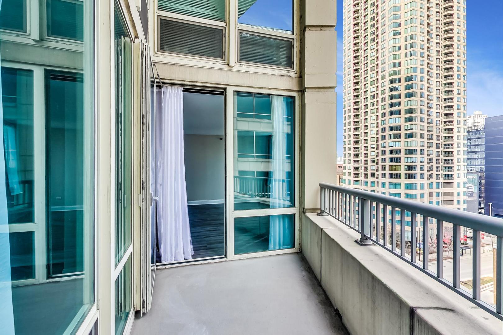 345 North La Salle Drive Chicago IL 60654