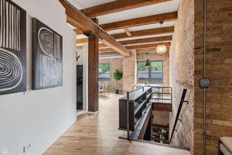 835 North Wood Street Chicago IL 60622