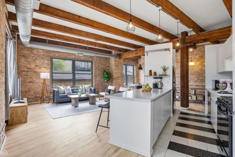 835 North Wood Street Chicago IL 60622