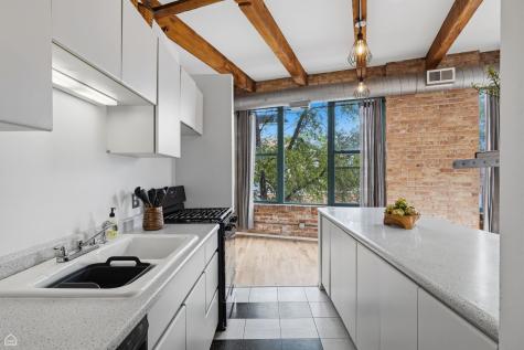 835 North Wood Street Chicago IL 60622