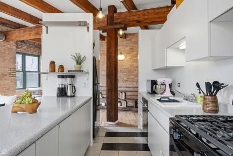 835 North Wood Street Chicago IL 60622