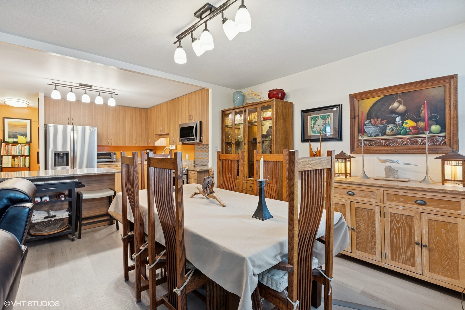 6145 North Sheridan Road Chicago IL 60660