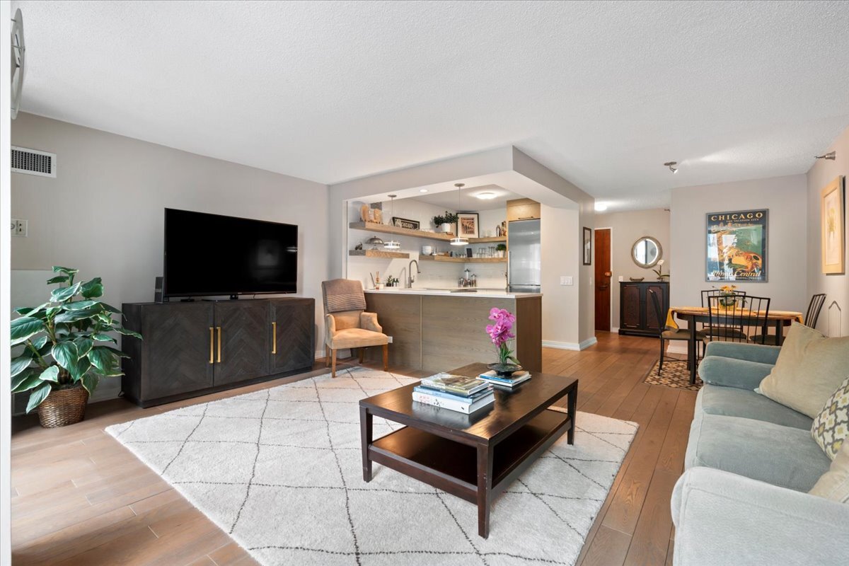 480 North Mcclurg Court Chicago IL 60611