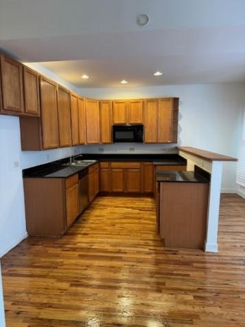 106 North Hamlin Avenue Chicago IL 60624