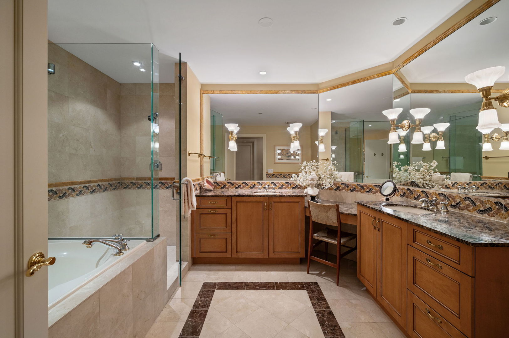 840 North Lake Shore Drive Chicago IL 60611