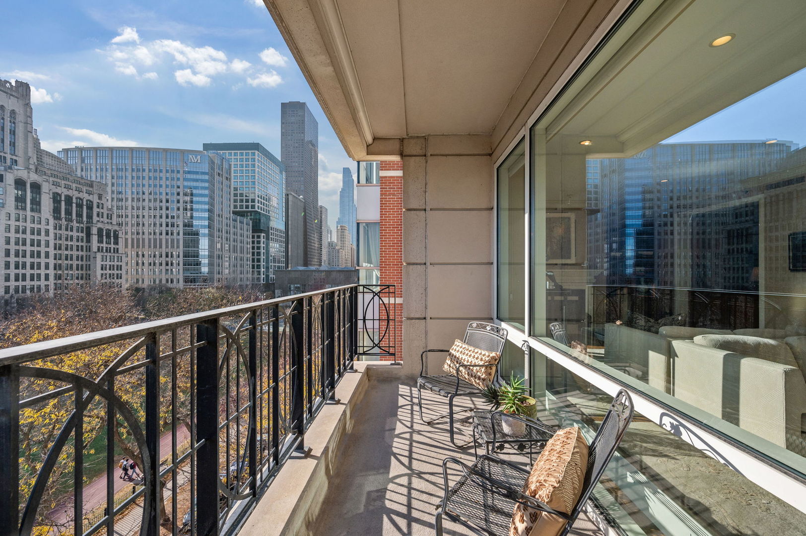 840 North Lake Shore Drive Chicago IL 60611