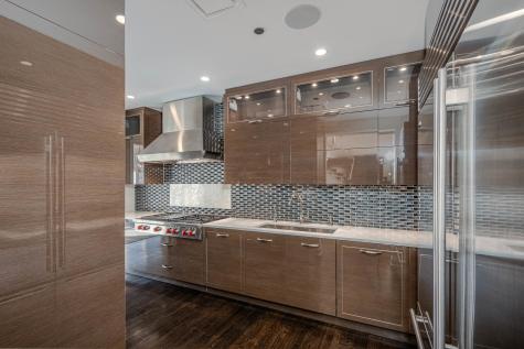 270 East Pearson Street Chicago IL 60611