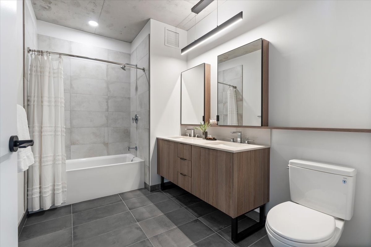 234 West Polk Street Chicago IL 60607