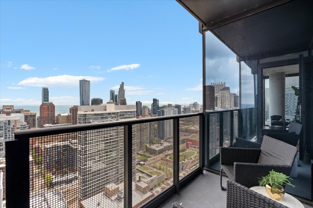 234 West Polk Street Chicago IL 60607