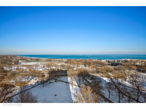 1555 North Dearborn Parkway Chicago IL 60610