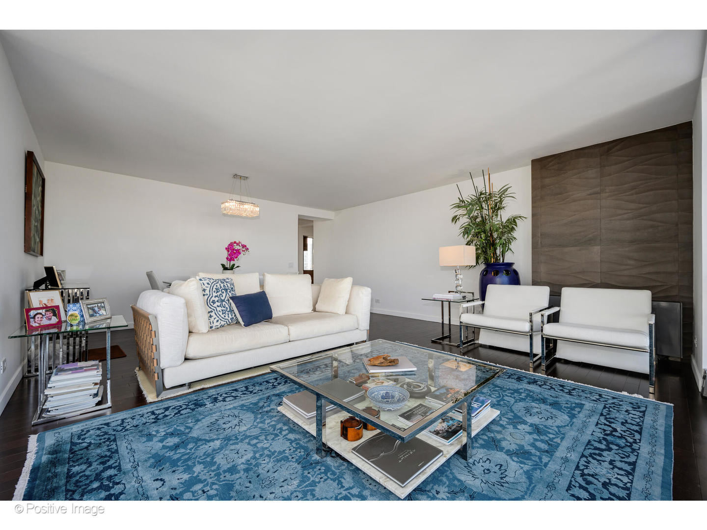 1555 North Dearborn Parkway Chicago IL 60610