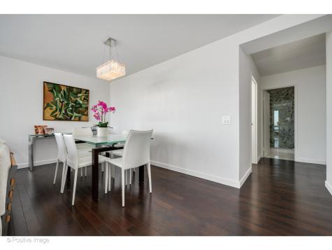 1555 North Dearborn Parkway Chicago IL 60610