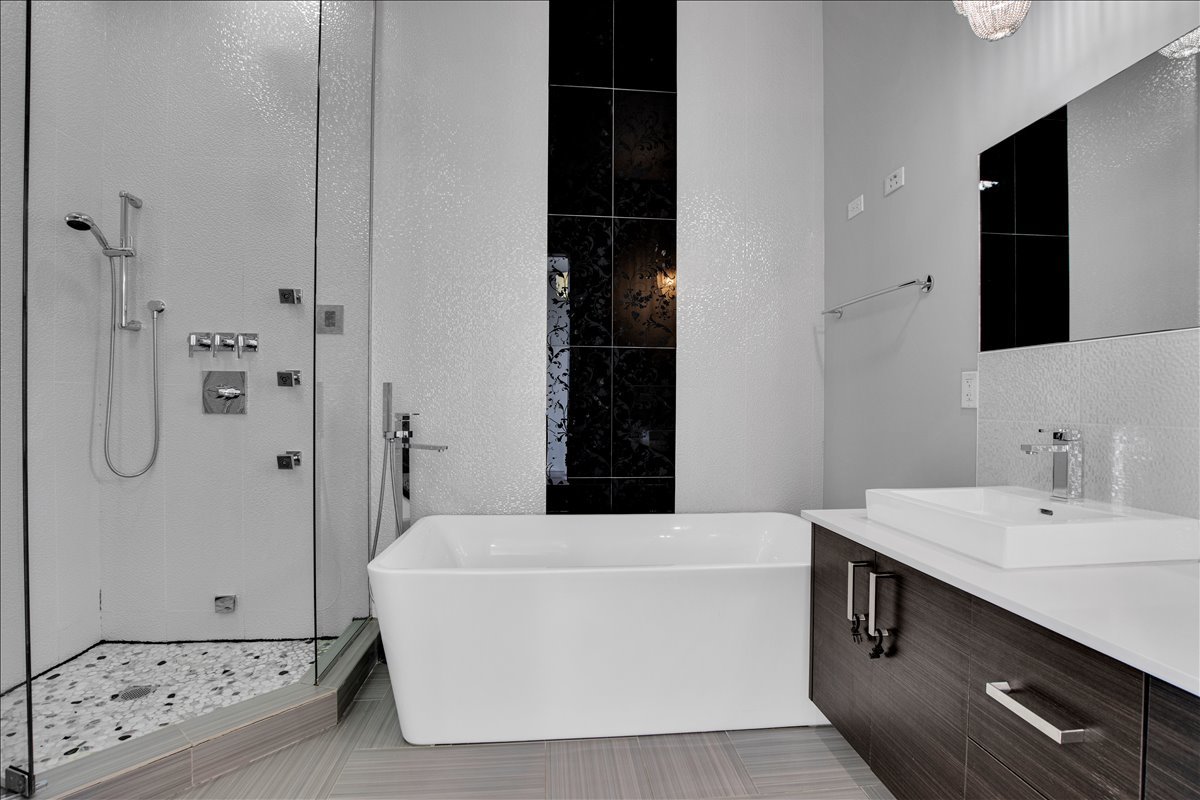 1821 West Armitage Avenue Chicago IL 60622