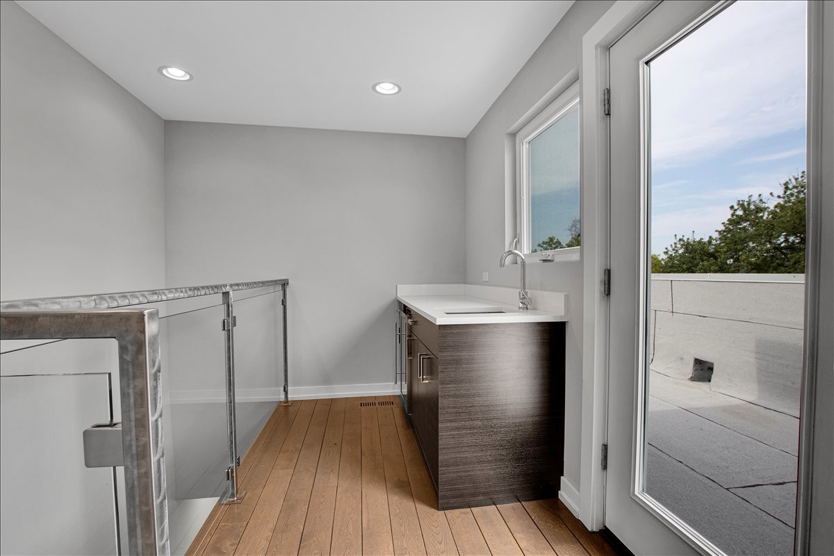 1821 West Armitage Avenue Chicago IL 60622