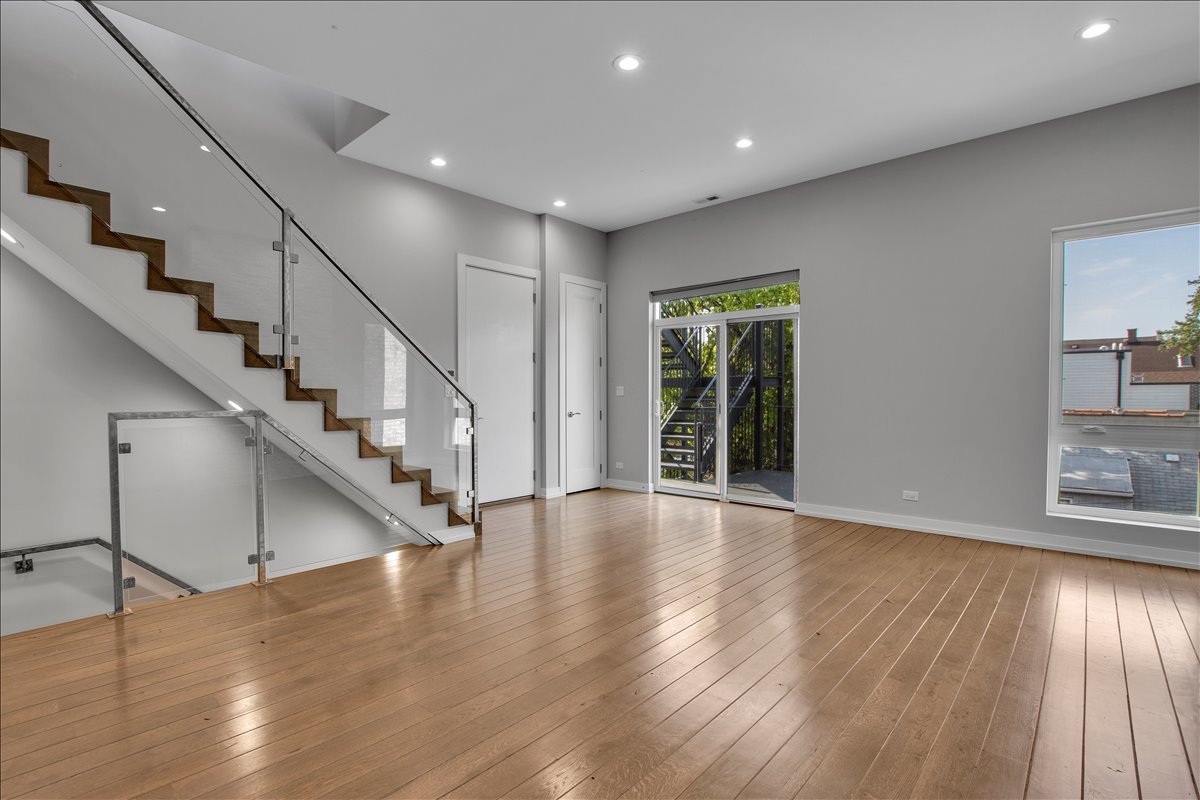 1821 West Armitage Avenue Chicago IL 60622