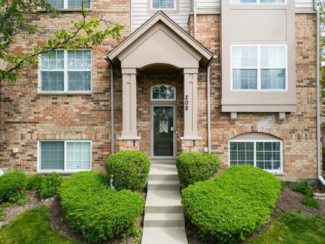 208 Prairie Court Morton Grove IL 60053