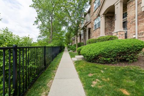 208 Prairie Court Morton Grove IL 60053