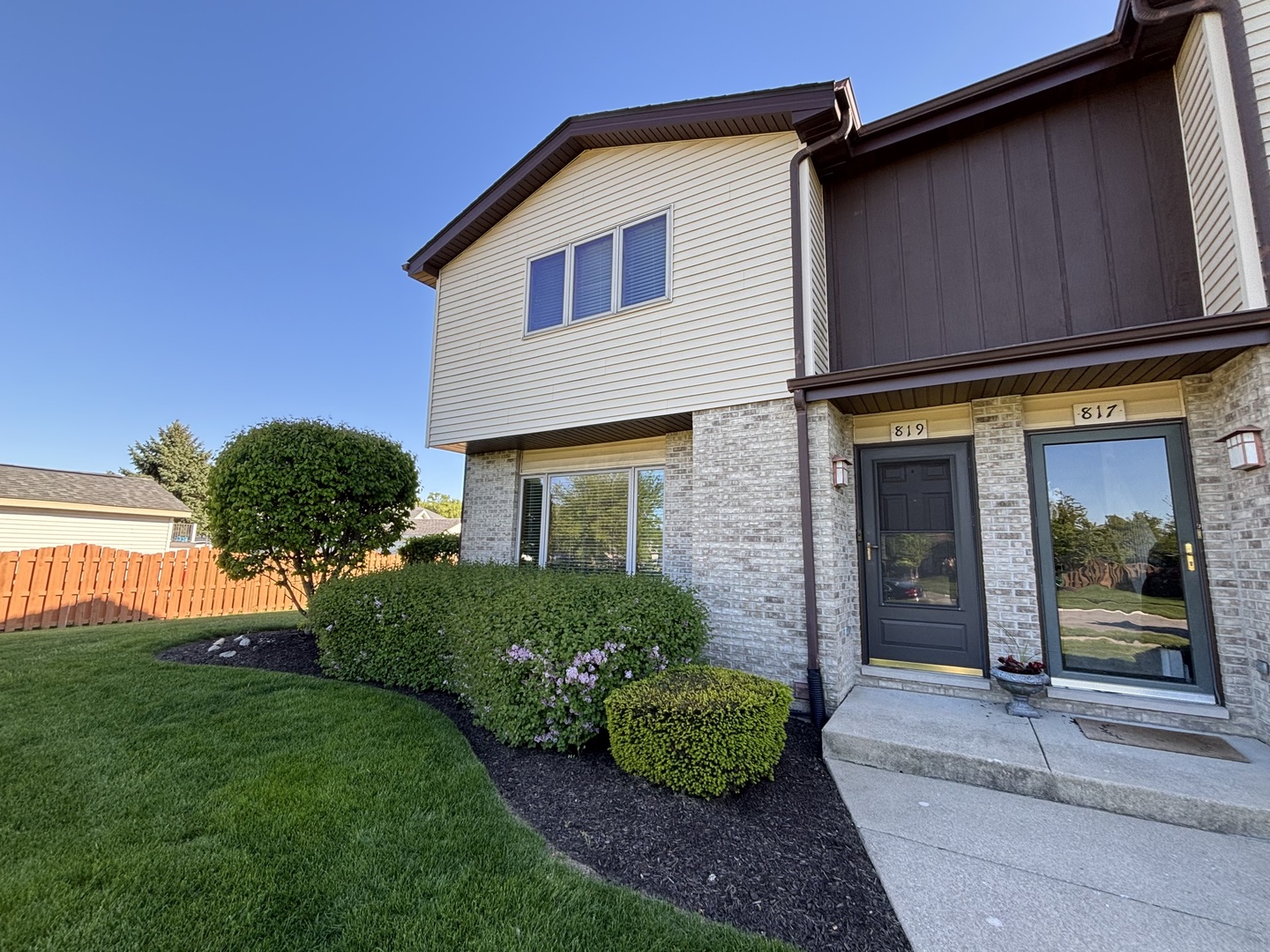 819 Sojourn Road New Lenox IL 60451